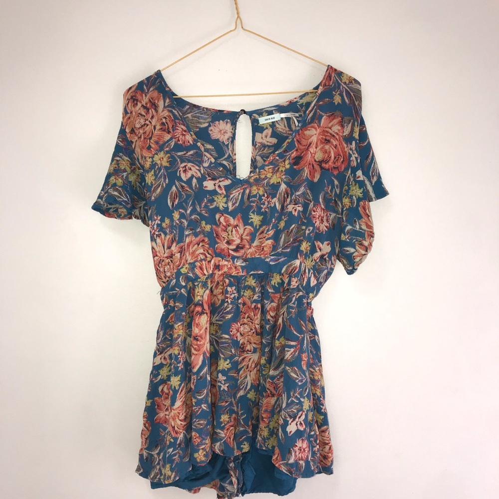 Kimchi Blue (Urban Outfitters) Floral Romper